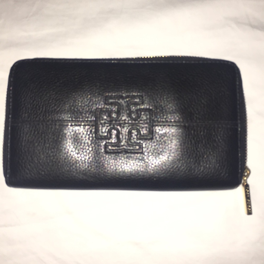 Tory burch wallet